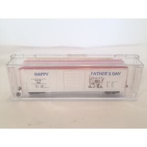 Bev-Bell Life-Like N Scale Happy Father’s Day Holiday Boxcar #692 Unplayed